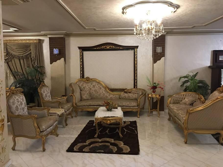 Royal Pyramids Palace Residence Kairo Bagian luar foto